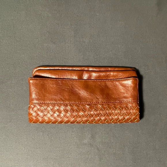 Kimchi Blue Clutch - Picture 2 of 13